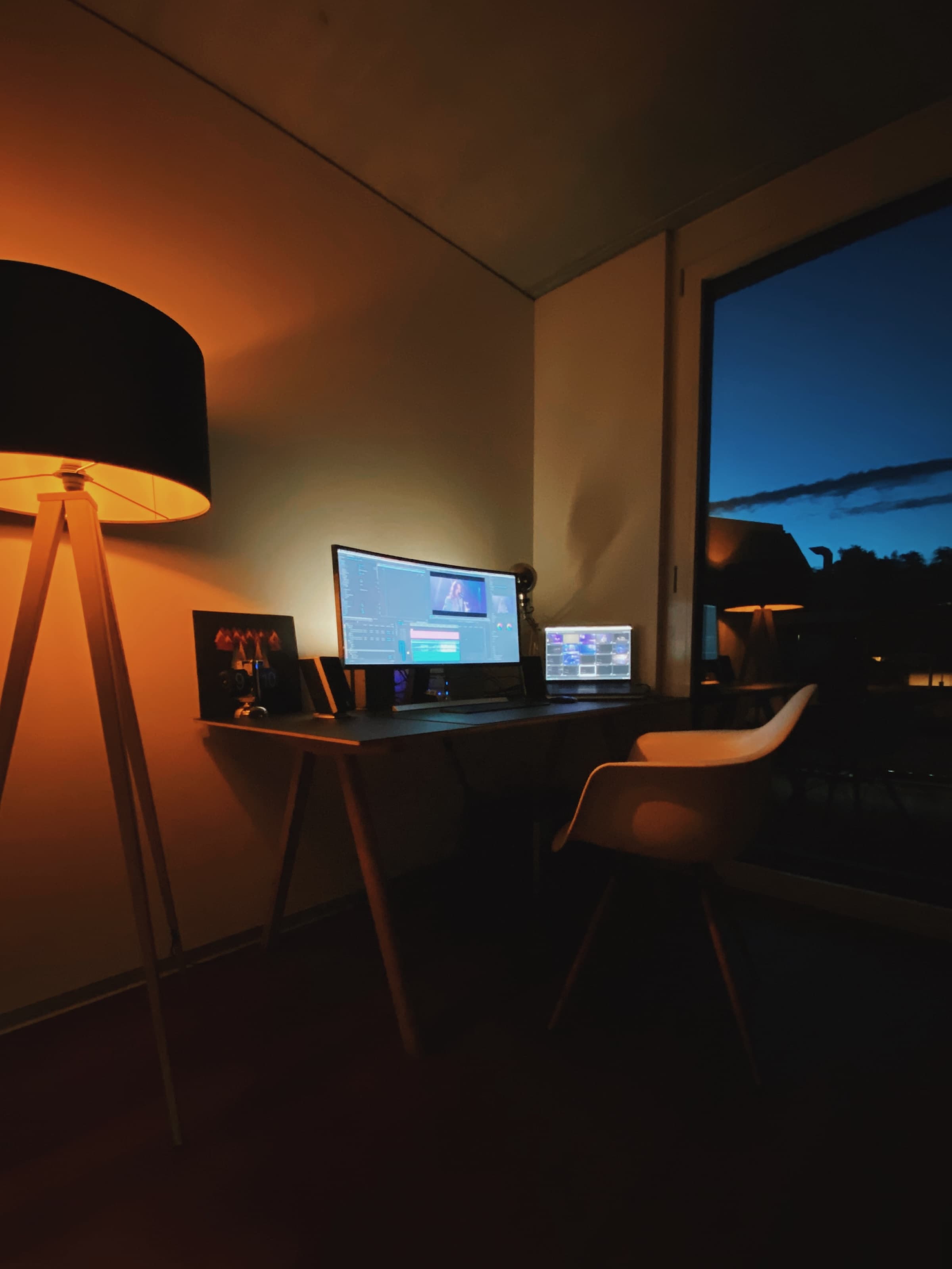 Claude Gabriel Desk Setup Image 2