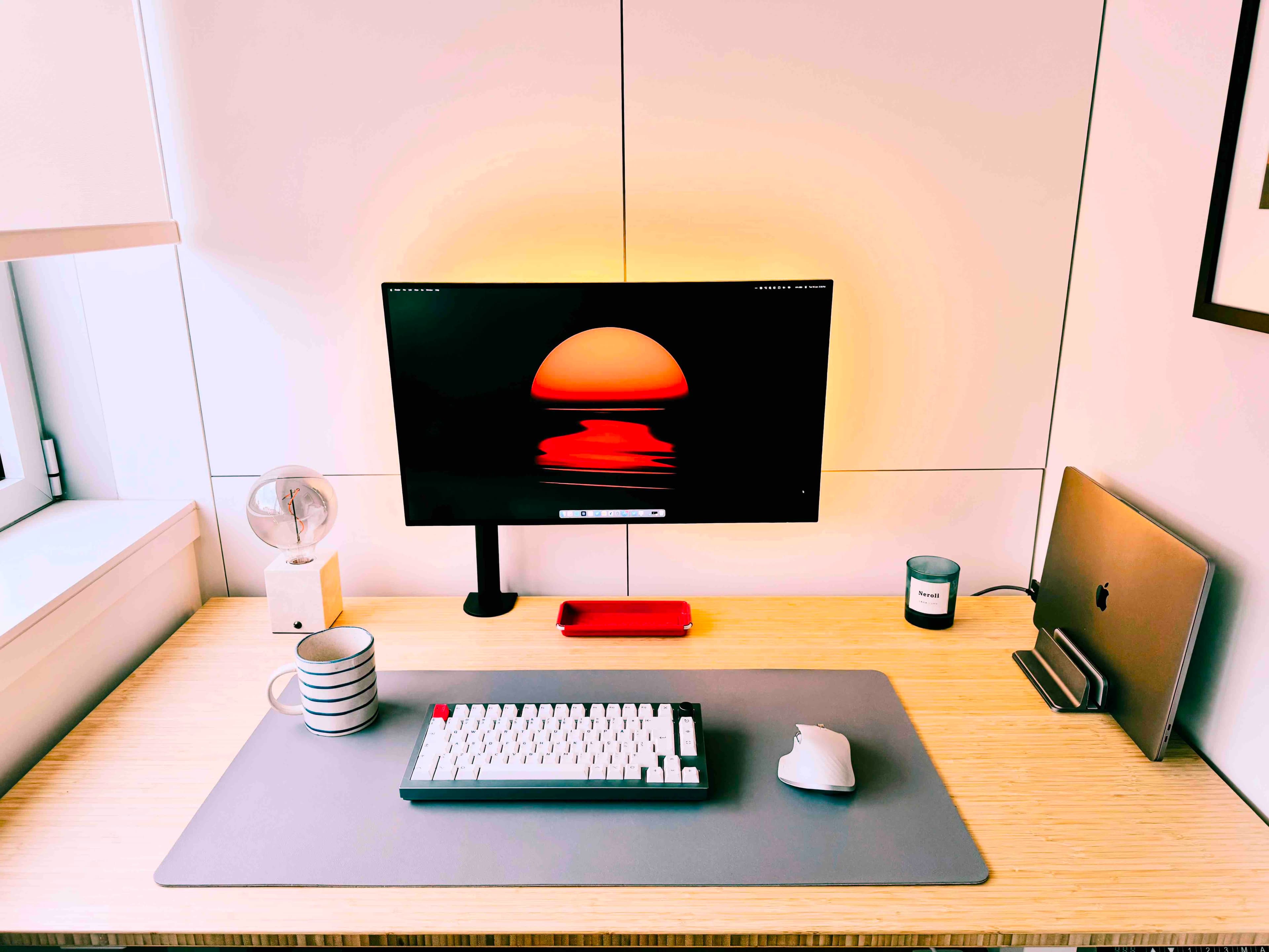 Fabs Desk Setup Image 1