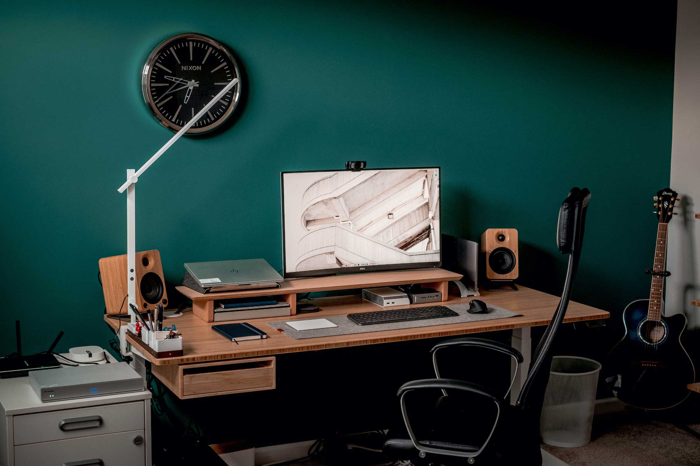 Lance Anderson Desk Setup Image 1