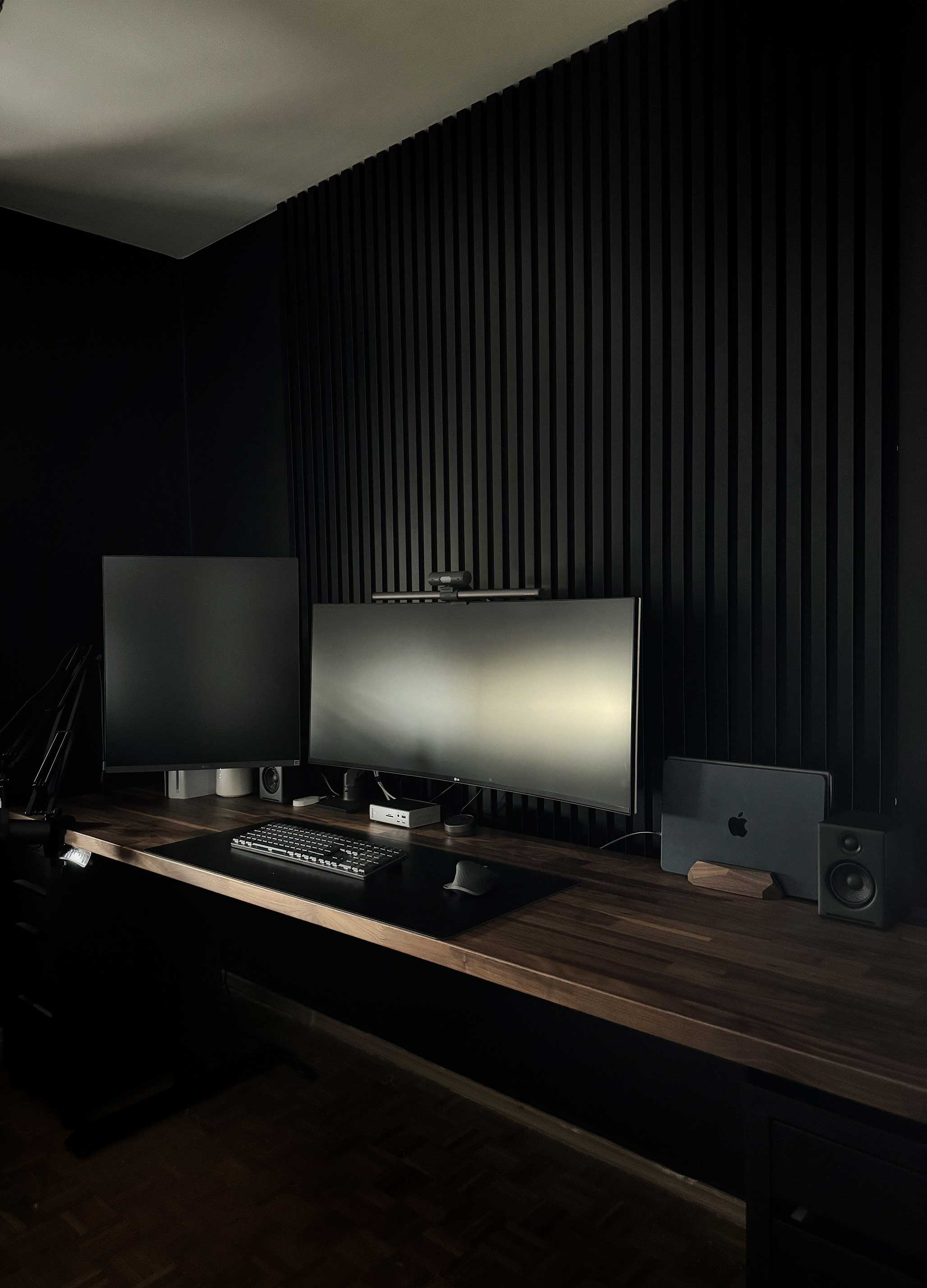 Marcin Blechacz Desk Setup Image 1