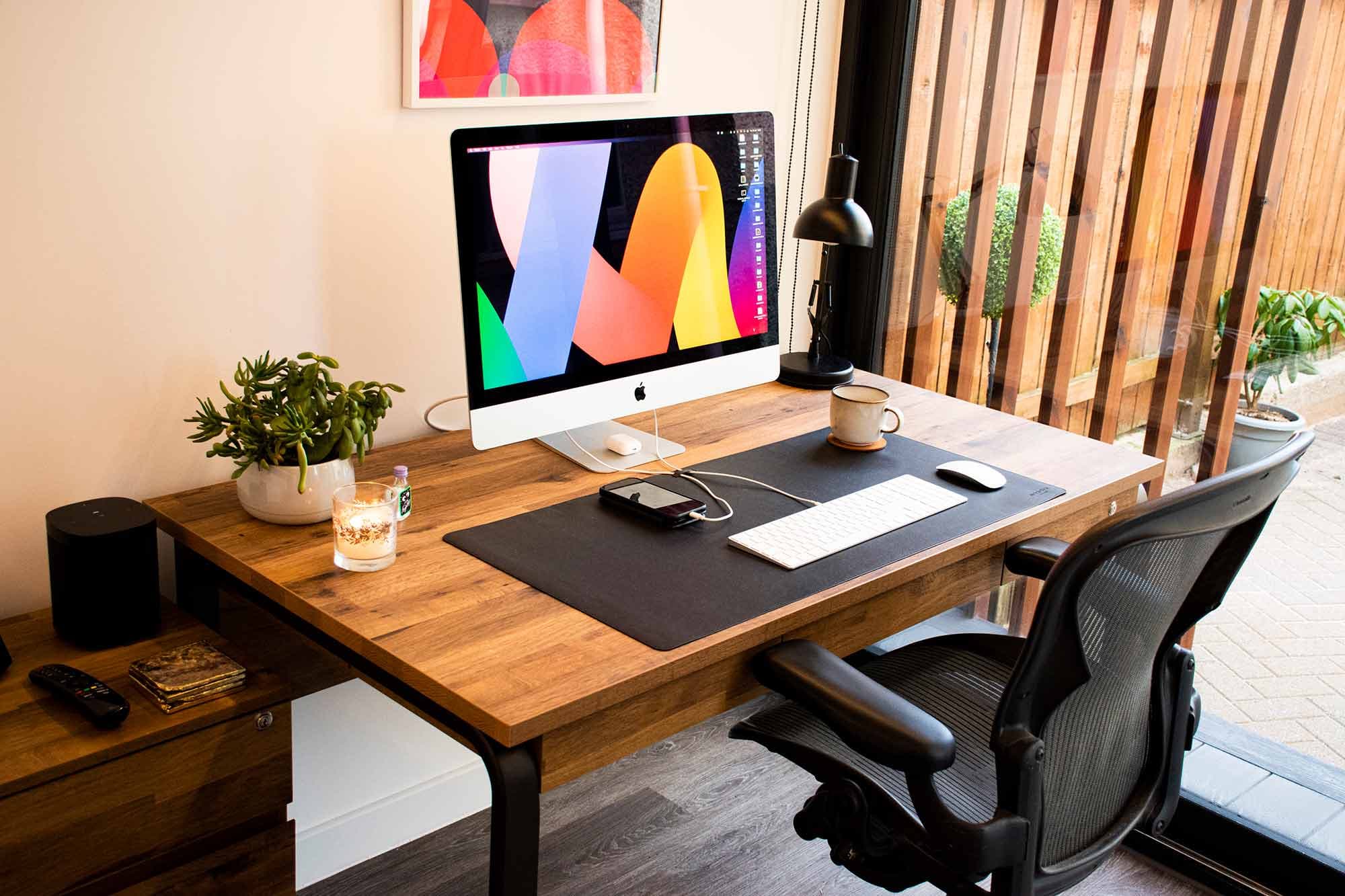 Riccardo Chapman Desk Setup Image 1